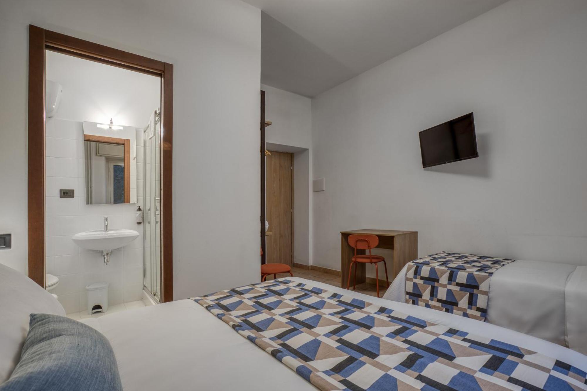 Easy Stay Terni Buitenkant foto